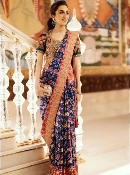 Shloka Mehta, Draping Styles, Latest Silk Sarees, India Live, Saree Blouse Styles, Saree Wearing Styles, Simple Saree Designs, Saree Draping Styles, Saree Draping