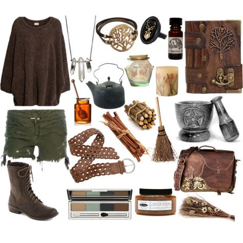 Witch's Outfit, Witchcraft Style, Herbal Witchcraft, Herbal Witch, Pagan Clothing, College Clothes, Things To Wear, Badass Outfit, Modern Witch