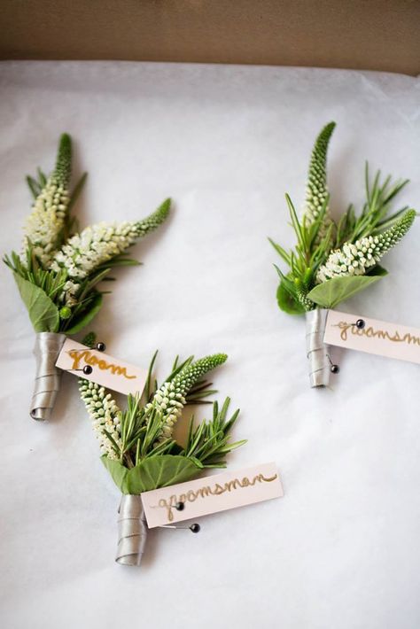 14 New Boutonniere Ideas for Your Spring Wedding via Brit + Co Winter Boutonniere, Diy Wedding Flowers, Corsage Wedding, Boutonniere Wedding, Boutonniere, Spring Wedding, Bridal Bouquet, Diy Wedding, Floral Wedding