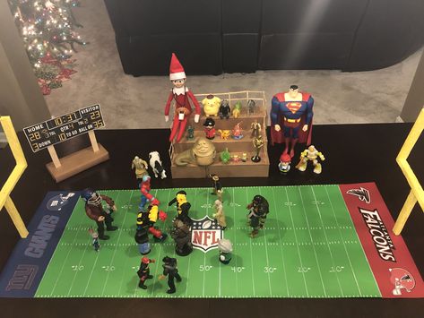 Elf on the shelf football Elf On The Shelf Football Ideas Kids, Elf On Shelf Football Ideas, Elf On The Shelf Ideas Football, Elf On The Shelf Golf, Football Elf On The Shelf, Elf Football Ideas, Football Elf On The Shelf Ideas, Elf On The Shelf Football, Elf On The Shelf Football Ideas