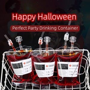 Halloween Party Cups, Blood Bag, Drink Bag, Halloween Party Decor Diy, Vampire Blood, Halloween Bar, Zombie Party, Halloween Supplies, Drink Containers