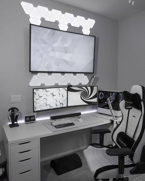 White Desk Setup, Gaming Bedroom, Computer Gaming Room, Gamer Room Decor, Video Game Room Design, Bedroom Setup, Gaming Room Setup, Gamer Room, Pc Setup