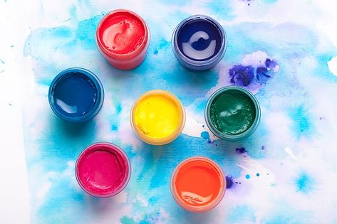 What Is Tempera Paint? – How to Use Tempera Paint and How is it Made What Colors Make Gold, Glass Paint Markers, Color Mixing Guide, Painted Coffee Mugs, Tempera Painting, Tempera Paint, Paint Brands, Painting Medium, Fluid Painting