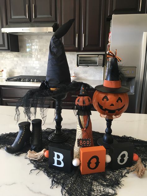 Halloween Clock Decorations, Witch Theme Halloween Decor Kitchen, Halloween Decor For Kitchen Island, Halloween Kitchen Island Decor Ideas, Halloween Island Centerpiece, Halloween Kitchen Table Centerpiece, Halloween Decor Kitchen Island, Halloween Decorations Kitchen Island, Halloween Kitchen Counter Decor