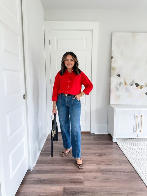 red button down top / red top / red blouse / jeans / workwear / work outfit / office outfit / office style Red Button Down Shirt Outfit Women, Red Button Down Shirt Outfit, Red Button Up Shirt Outfit, Shirt Outfits Women, Red Button Up Shirt, Outfit Office, Red Button Down Shirt, Work Outfit Office, Shirt Outfits