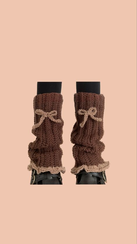 tiktok/instagram: @meeeooooww76 Crochet Ideas Leg Warmers, Brown Leg Warmers Aesthetic, Brown Yarn Crochet Ideas, Cute Leg Warmers Crochet, Leg Warmers Crochet Cute, Crochet Baggy Leg Warmers, Legwarmers Crochet, Brown Leg Warmers, Crochet Leg Warmers