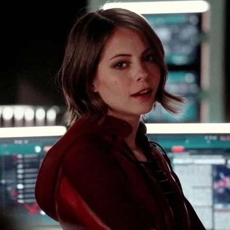 Willa Holand, Everybody Wants You, Kdrama Outfits, Kawaii Chan, Willa Holland, Mark Sloan, Stephen Amell Arrow, Thea Queen, Arrow Oliver