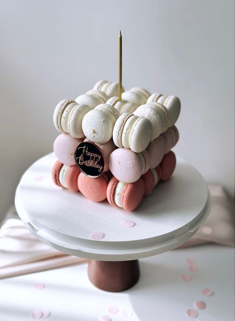 Macaroon Cube Cake, Macrons Cake, Macaron Cube Cake, Macaroon Birthday, Macaroons Cake, Macaron Birthday, Macaron Stand, Sweets Photography, French Macaroon Recipes