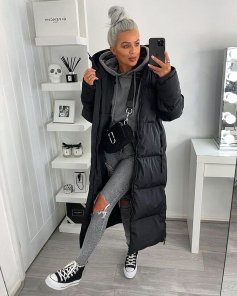 C H L O E A D A I R’s Instagram profile post: “So today I finally became part of the ‘duvet coat’ gang and all I’m saying is if you see me wearing this coat every single day over winter……” Duvet Coat, Black Duvet, Small Bra, Coat Outfit, White Button Up, Coat Outfits, Every Single Day, Wardrobe Basics, See Me