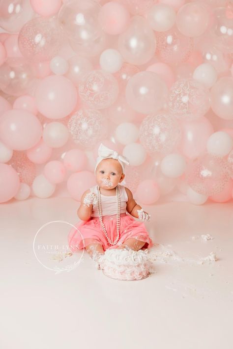 Sweetheart Photoshoot, Valentines Minis, Baby Girl Cake Smash, Valentine Shoot, Birthday Shoots, Girl Cake Smash, Baby Girl Cake, Girl Birthday Cake