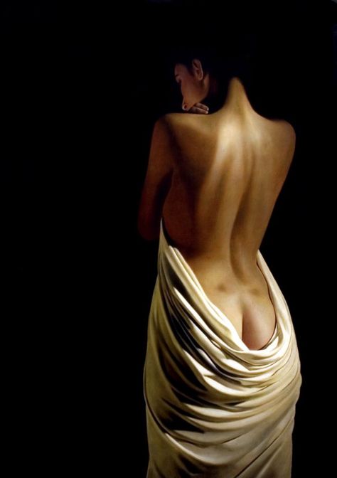 Beautiful Dimples Of Venus, Hyper Realistic Paintings, Female Art Painting, Woman Back, Realistic Paintings, Anatomy Reference, Jolie Photo, Art Reference Poses, Figure Painting