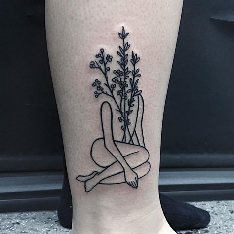 Nilkkaan Minimalist Tattoo Meaning, Paris Tattoo, Typography Tattoo, Delicate Tattoo, Tattoo Girl, Girl Flower, Line Work Tattoo, Head Tattoos, Subtle Tattoos