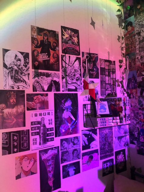 LED room. Anime wall. Manga wall. Marval prints. Collage wall. Aesthetic Anime Wall Decor, Manga Wall Room, Room Anime, Prints Collage, Galley Wall, Led Room, Dressing Room Decor, Room Inspired, Manga Wall