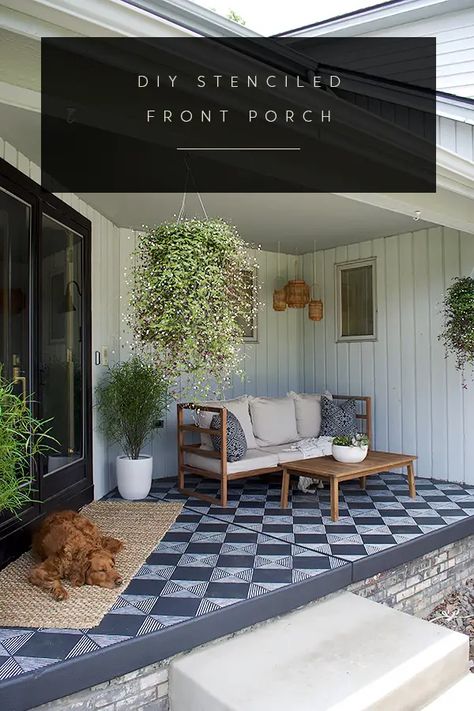 DIY Stenciled Porch Makeover - BREPURPOSED Black And White Stenciled Concrete Patio, Black Painted Porch, Front Porch Floor Ideas, Stenciled Porch, Stoep Idees, Airbnb Kitchen, Stenciled Concrete Floor, Patio Floors, Floor Stencil