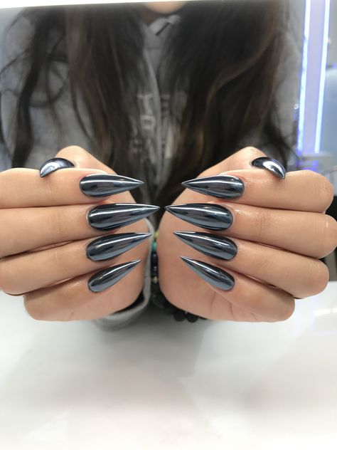 Black Chrome Stiletto Nails, Black Chrome French Tip Nails, Rocker Nails Punk, French Tips Rhinestones, Nail Ideas Elegant, Black Chrome Nail, Chrome Nail Ideas, Black Chrome Nails, Nails Gothic