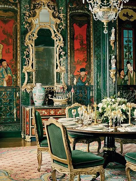 Modern Chinoiserie in Interior Design Ann Getty, Mixed Wallpaper, Chinoiserie Interior, Chinoiserie Panels, San Francisco Houses, Gorgeous Interiors, Chinoiserie Chic, Green Rooms, Maximalism