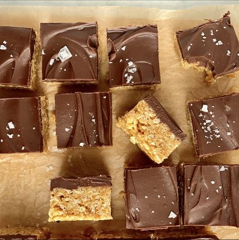 Ohenry Bars, O Henry Bars, Oh Henry Bars, Rice Krispies Recipe, Peanut Butter Rice Krispies, O Henry, Peanut Butter And Chocolate, Candy Recipes Homemade, Chocolate Topping