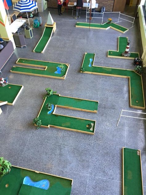 Make Your Own Putt Putt Course, How To Make A Mini Golf Course Putt Putt, Make Your Own Mini Golf Course, Diy Backyard Mini Golf Course, Diy Backyard Putt Putt Golf Course, Quarter Flip Game, Mini Putt Course Diy, Mini Putt Diy, Portable Mini Golf Course