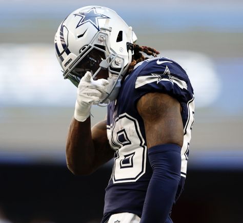 Ceedee Lamb first down celebration too tuff Dallas Cowboys Images, Ceedee Lamb, Football Poses, Dallas Cowboys Wallpaper, Dallas Cowboys Players, Dallas Cowboys Football Team, Three Games, Nfl Football Pictures, Nfl Football Art