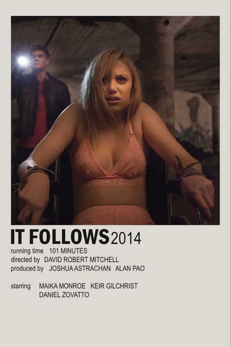 It Follows Movie, Movies To Watch Teenagers, Netflix Movies To Watch, It Follows, Scary Films, Hollywood Scenes, Night Film, New Movies To Watch, Girly Movies