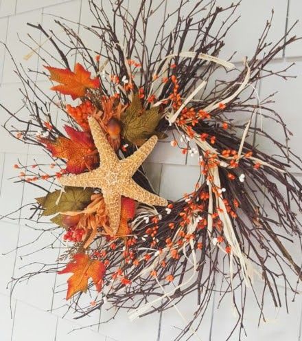 Coastal Fall Decor Ideas, Coastal Wreaths, Diy Fall Wreath Ideas, Diy Grapevine Wreath, Fall Wreath Ideas, Pumpkin Wreath Diy, Coastal Fall, Coastal Wreath, Wood Wreath