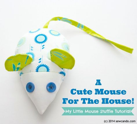 Sew Can Do: FREE Stuffie PDF Pattern: My Little Mouse.  Use as a toy for kid's or pets or as a fun pincushion! Backpack Tutorial, Fabric Sewing Patterns, Sewing Stuffed Animals, Little Mouse, Baby Sewing Patterns, Fabric Toys, Sewing Toys, Stuffed Toy, Diy Fabric