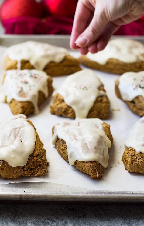 These Gingerbread Scones with cream cheese frosting are like a gingerbread cookie only in breakfast form!! Filled with cinnamon, ginger, clove, and molasses make these a wonderful breakfast treat!! Unique Christmas Dessert Recipes, Christmas Party Recipes, Unique Christmas Desserts, Gingerbread Scones, Christmas Dessert Recipes, Delicious Christmas Desserts, Homemade Scones, Artisan Bread Recipes, Christmas Dessert