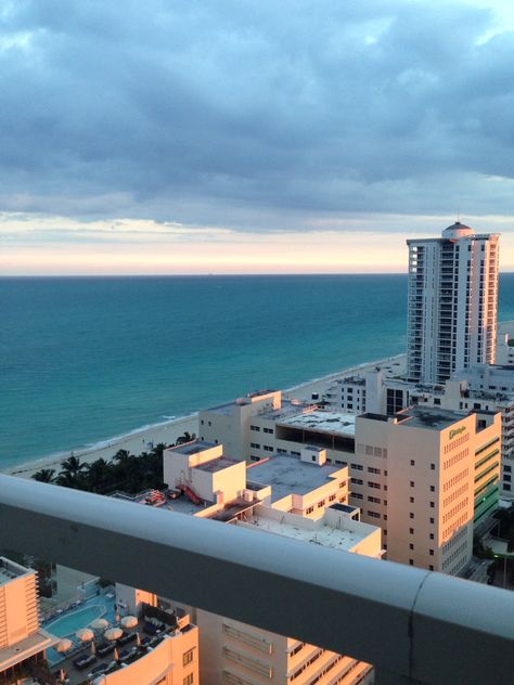 Miami fountain bleau Miami Fountainbleau, Fountainbleau Miami, Chit Chat, Miami Beach, Airplane View, Miami