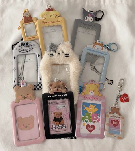 Kpop Photo Card Holder, Pc Deco Kpop, Photocard Holder Aesthetic, Kpop Photocard Deco, Sanrio Pc Holder, Fangirl Aesthetic Kpop, Pc Decoration Kpop, Sanrio Photocard Holder, Alaa Core