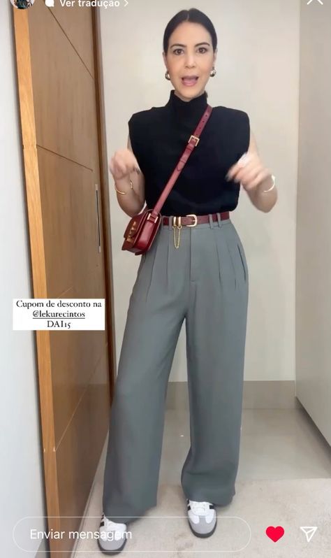 Grey Trousers Outfit Women, Istanbul Outfits, Grey Trousers Outfit, Grey Pants Outfit, Teaching Outfits, Outfit Primavera, Trouser Outfits, Friend Outfits, Elegantes Outfit