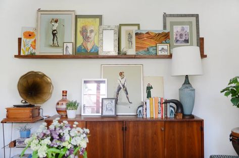 Floating shelf & credenza Los Angeles Apartment, Bareback Riding, Los Angeles Apartments, Gravity Home, Bianca Jagger, Chair Pictures, Picture Shelves, Vintage Interior Design, Studio 54