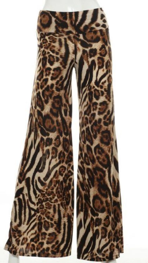 Leopard print palooza pants from Little Dreams Boutique. I love these pants so much! Palooza Pants, Palazzo Outfit, Printed Palazzo Pants, Wideleg Pants, Fashion Diva, Summer Attire, Diva Fashion, Wardrobe Style, Palazzo Pants