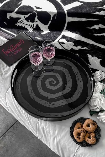 Horror Home Decor, Goth Kitchen, Gothic Kitchen, Downward Spiral, Halloween Bedroom, Spooky Home Decor, Dark Home Decor, Spooky House, Goth Home