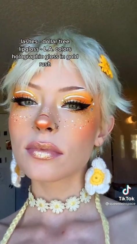 Throat Tattoo Ideas Female, Cute Autumn Makeup, Fairy Inspired Makeup Eyes, Makeup Ideas Rave, Sunshine Fairy Makeup, Fairy Make Up Tutorial, Fairy Makeup Ideas Fantasy Make Up, Fae Party Ideas, Sun Fairy Makeup