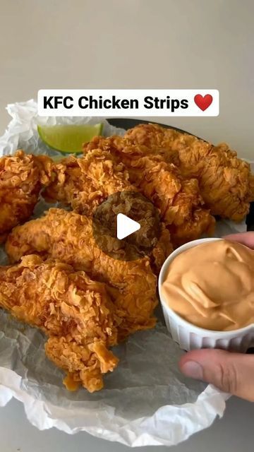 Crispy Chicken Strips Recipe, Kfc Recipe Chicken, Kfc Crispy Chicken Recipe, Chicken Strips Recipes Easy, Kfc Chicken Strips Recipe, Kfc Fried Chicken Recipe, Baked Crispy Chicken, Homemade Chicken Strips, Mcdonalds Burger