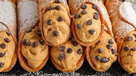 Pumpkin Canolli Filling, Pumpkin Cannoli, Cannoli Filling, Cannoli Recipe, Cheese Pumpkin, Delicious Pumpkin, Pumpkin Pie Spice, Chocolate Cheesecake, Easy Pumpkin