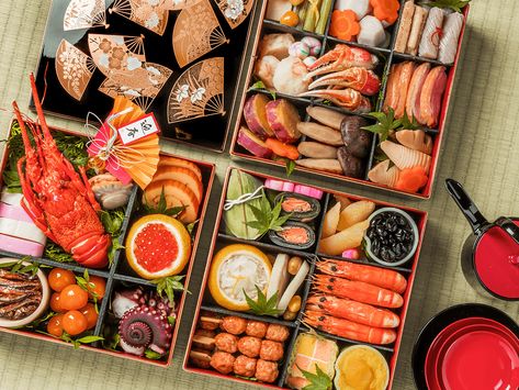 Osechi Ryori; Japanese New Year Cooking! | TokyoTreat: Japanese Candy & Snacks Subscription Box Japanese New Year Food, New Years Day Meal, New Year's Snacks, New Year Food, Food Meaning, Japanese Food Traditional, Food Myths, New Years Eve Food, Japanese New Year