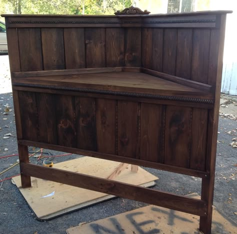 Stained walnut, before painted soft white and distressed. Corner queen headboard that I built. Corner Bed Headboard Ideas, Caddy Corner Bed, Corner Headboards, Corner Bed Headboard, Angled Bed, Corner Bed Ideas, Corner Beds, Corner Headboard, Bed Headboard Ideas