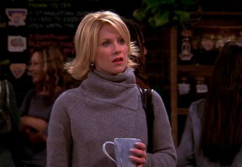 FRIENDS 2003 (S10 E5) Amy Green (co-star Christina Applegate). Friends Season 10, Christina Applegate, Friends Season, Rachel Green, Jennifer Aniston, Pop Culture, Hair Color, Hair Cuts, Turtle Neck