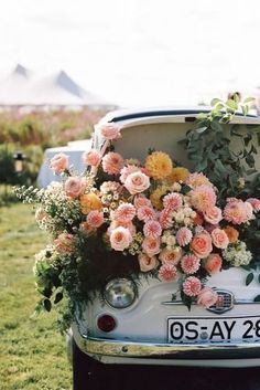 Wedding Car Flower Decoration, Car Flower Decoration, Coral Wedding Decor, Car With Flowers, Coral Decorations, Cars Flowers, Coral Wedding Decorations, Car Decoration Ideas, Wedding Decorations Flowers