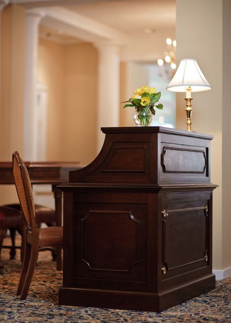 I was inspired by an antique roll top desk in designing this concierge desk for Pinehurst Resort in North Carolina. The piece was crafted by Tim McCready in Richmond, Virginia. Tall Reception Desk, Host Stand Design, Antique Roll Top Desk, Lobby Desks, Front Desk Counter, Concierge Desk, Savile Row Tailoring, Modern Reception, Bed And Breakfast Inn