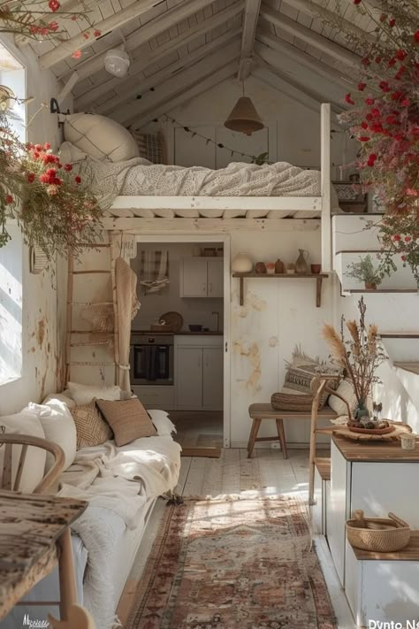 Cute Tiny House Interior, Shed Bedroom Ideas Living Spaces, Small Cottage Interiors Bedroom, Small Boho Room Ideas, Small Relaxing Room Ideas, Tiny Bedroom Ideas Aesthetic, Studio Cottage Interior, Cozy Tiny House Interior, Small Houses Interiors