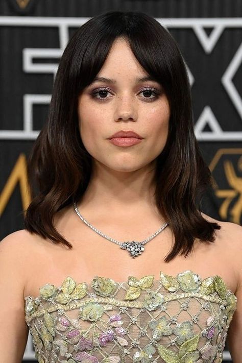 Jenna Ortega Fans Jenna Ortega Emmys 2024, Famous Females, Boo Thang, Jen Jen, Realistic Sketch, Red Carpets, Emmy Awards, Jenna Ortega, Cute Celebrities