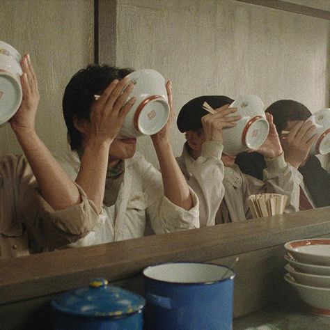 'Tampopo' is the 1985 classic by Juzo Itami that has been dubbed the first-ever "ramen Western"—and you can once again watch it on the big screen. Jiro Dreams Of Sushi, Photojournalism Photography, How To Make Ramen, Steamed Tofu, Mango Syrup, Iron Chef, Healthy Supper, Balsamic Beef, One Banana