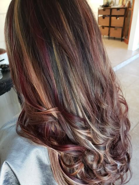 Crafted with Care: Artistic Calico Braid Hairstyles to Inspire Brunette Hair With Burgundy Highlights, Calico Balayage, Calico Hair Highlights, Hair Colours For Blue Eyes, Calico Dyed Hair, Red Calico Hair, Calico Cat Hair Dye, Calico Highlights, Simple Hair Color Ideas