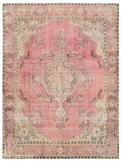 Vintage Persian Rug 12.4 X 9.4 FT 377 X 287 CM by RetroRugs.  Someday I want a rug like this!! ~Deborah Bohol, Vintage Persian Rug, Magic Carpet, Carpet Runner, Persian Carpet, Rugs And Carpet, My New Room, Persian Rug, Vintage Pink