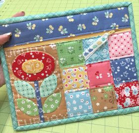 I'm back for week eight of the  BLOOM Sew Along I have loved seeing everyones progress  as we make the BLOOM quilt together... Quilted Project Bags, Bee In My Bonnet, Lori Holt, Modern Bag, Zipper Pouches, Bag Tutorial, Patchwork Bags, Bag Patterns To Sew, Zipped Bag