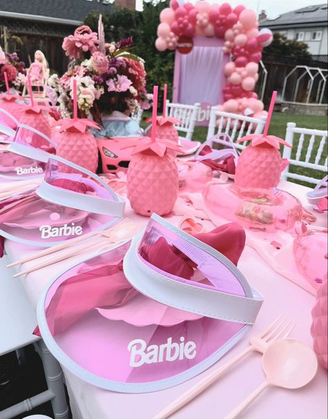 Pool Barbie Party, Barbie Pool Party Centerpieces, Barbie Beach Party Ideas, Barbie Birthday Party Backdrops, Barbie Themed Pool Party, Malibu Beach Barbie Party, Barbie Tablescape, Barbie Swim Party, Barbie Beach Birthday Party