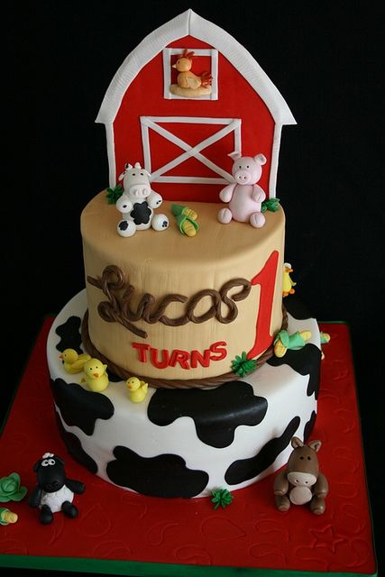 Farm themed 1st birthday cake soooo cute. That would be a cute theme for Nikolas' first birthday hehe Farm Cake 3rd Birthday, Cake Farm, Farm Cakes, Animals Cake, Farm Cake, Barnyard Party, Barnyard Birthday, Farm Birthday Party, Animal Cakes