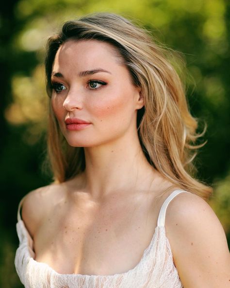 Faye Thomas on Instagram: “Dreamy shoot with the beautiful @emmarealrigby - so much fun working with this lovely lady in the last of the summer sun... ✨✨✨ #EmmaRigby…” Emma Rigby, Fun At Work, Summer Sun, Actors, Sun, On Instagram, Instagram